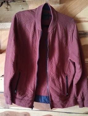 Men's Abercrombie & Fitch Quilted Zip Up Jacket - Maroon Size Medium